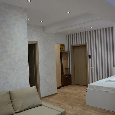 Comfort アパート 3*